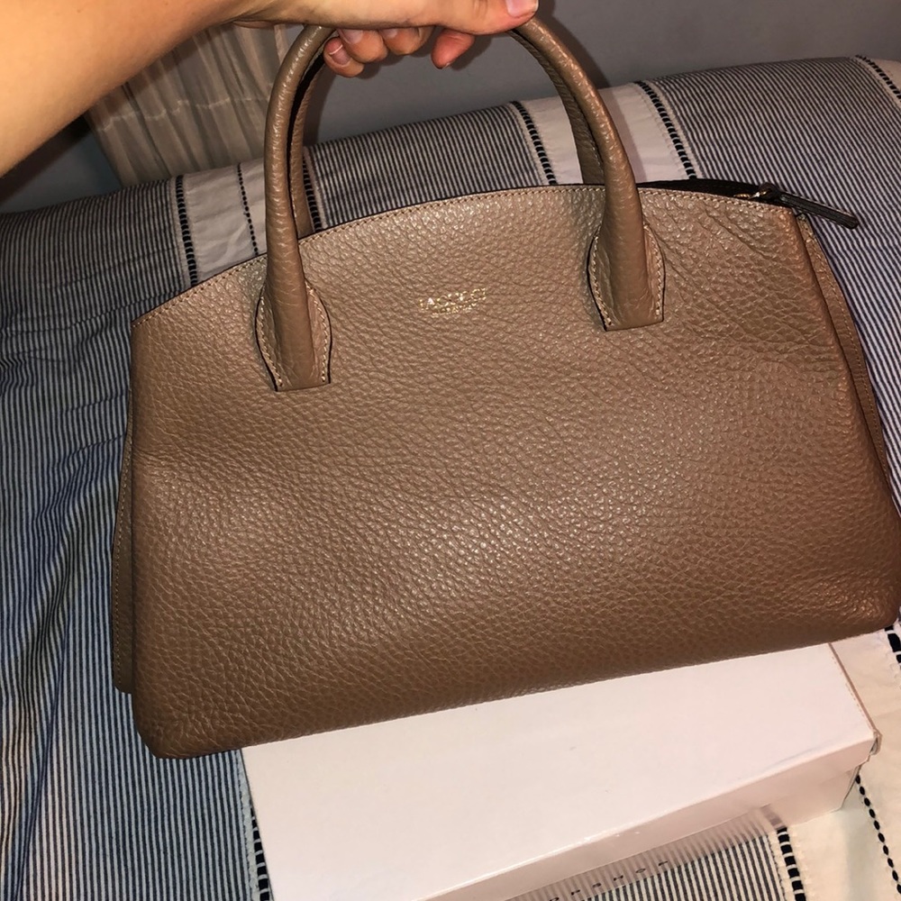 IACUCCI Premium Leather Bag - Picture 2 of 8